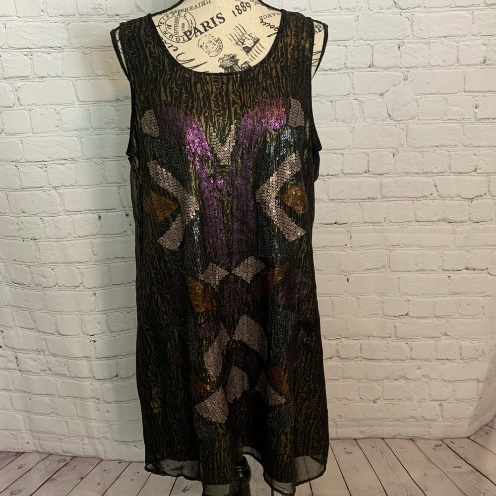 Miss me dress gold tiger sequined geometric Large